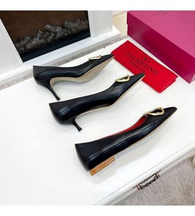 Valentino VLogo Signature Pumps With Crystals Women Calfskin Black/Red