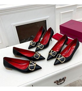 Valentino VLogo Signature Pumps With Crystals Women Calfskin Black/Red