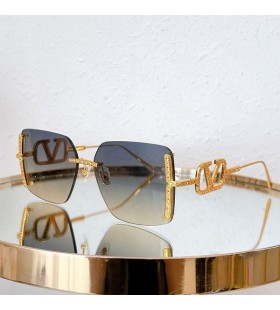 Valentino VA5033 Squared Sunglasses Metal Frame With Vlogo Crystals Gold/Brown