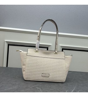 Valentino Pequeno Rockstud Bolsas Em Riffia Branco