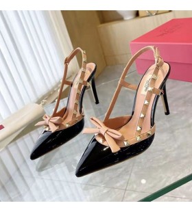 Valentino Rockstud Íj Slingback Szivattyúk Nők Bőröv Fekete/Sárgabarack