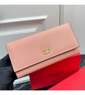 Valentino Large VLogo Signature Bifold Wallet In Grainy Calfskin Pink