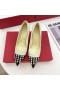 Valentino Rockstud Pumper Med Piggdekk Toecap Kvinner Glatt Skinn Hvit/Svart