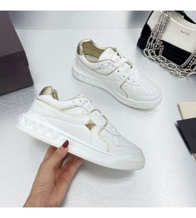 Buty Valentino One Stud Z niskim piszczelą Unisex Ze skóry cielęcej Biały/złoty kolor