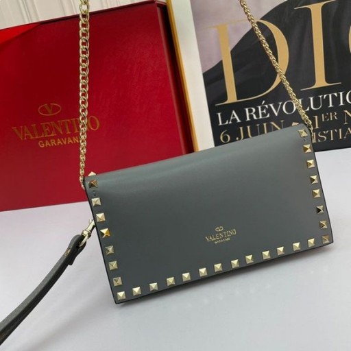 Valentino Mici Rockstud Curelușă De Ambreiaj Cu Lanț În Piele De Vițel Gri