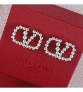 Valentino Mini VLogo Semnătura Stud Cercei Din Margele De Rasina Cu Metal Argintiu