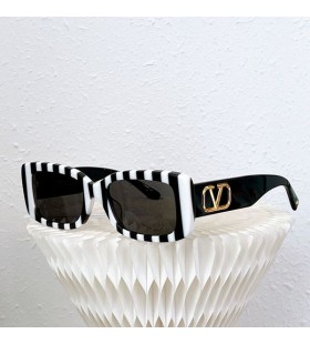 Ovocné VA4108 Obdĺžnikové Okuliare Acetát Rám S VLogo Stud Black/White