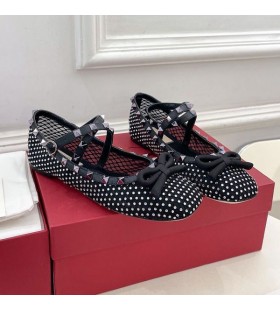 Ženske balet stanovi Valentino Rockstud Iz Mreže S Kristalima I Zakovice U ton, Crnci