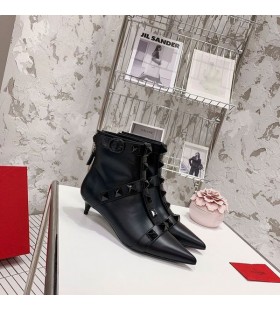 Valentino Rockstud Vrist Tossor 65MM Kvinnor Svart Kalvskinn