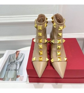 Valentino Rockstud Vrist Tossor 70MM Kvinnor Kalvskinn Aprikos