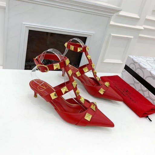 Valentino Roma Damızlık Pompaları Askılı Kadın Dana Derisi Kırmızı