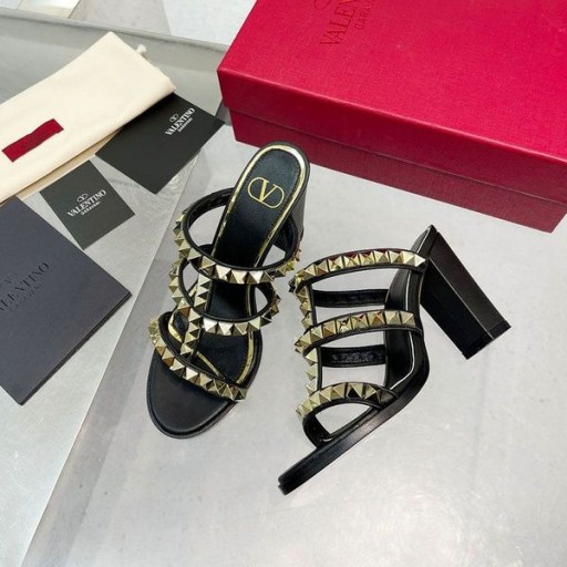 Valentino Rockstud Sınırsız Çıtçıt İle Büyük Topuklu Slaytlar Kadın Dana Derisi Siyah