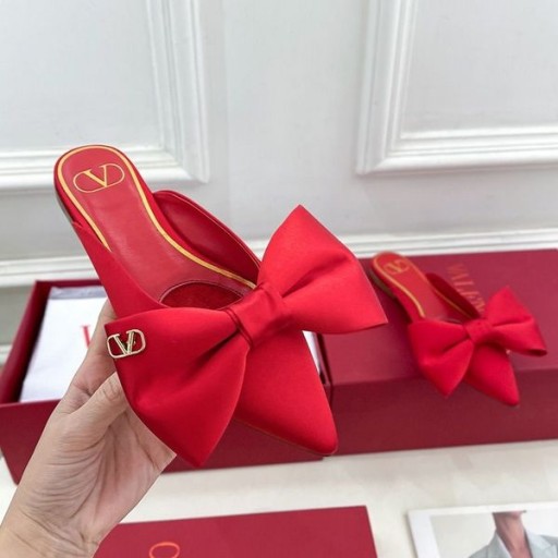 Valentino VLogo Fiyonklu Katır Kadın İpek Kırmızı