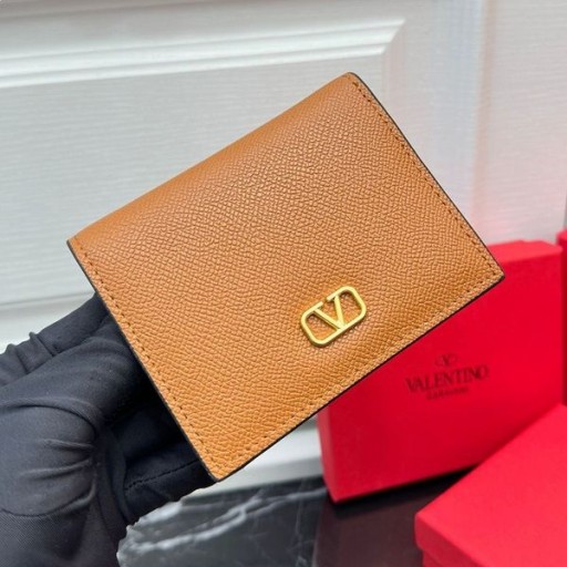 Grenli Dana Derisi Kahverengi Valentino Küçük Kompakt VLogo İmza Cüzdanı
