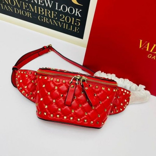 Valentino Pequeño Rockstud De La Espiga De La Correa De La Bolsa En Piel De Cordero Rojo