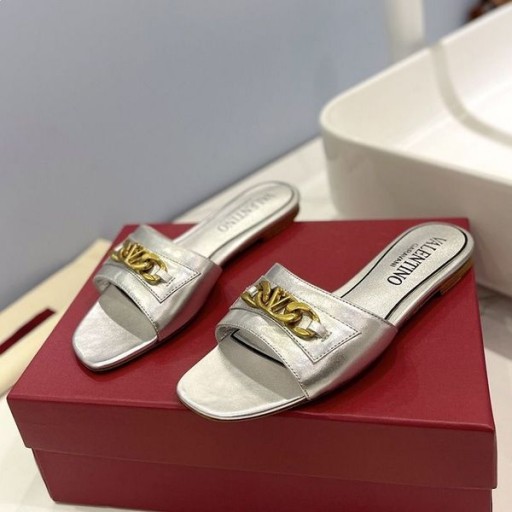 Valentino VLogo De La Cadena De Diapositivas De Las Mujeres De Piel De Becerro De Plata