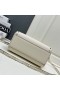 Valentino Pequeño Rockstud De Boston Bolsa De Grano De Piel De Becerro De Color Beige