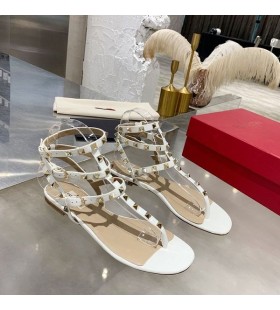 Valentino Rockstud Flip-Flop Sandalias Planas De Mujer De Piel De Becerro Blanco