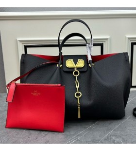 Valentino Gran VLogo Escapar Bolso De Grano De Piel De Becerro Negro