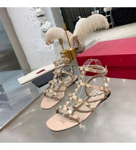 Valentino Rockstud Sandalias Planas Con Correa En El Tobillo De Las Mujeres De Piel De Becerro De Color Caqui