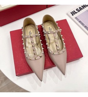 Valentino Rockstud Ballerina Flats Con T-Correa De Las Mujeres De Cuero De Patente De Color Rosa