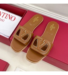 Valentino Vlogo Corte De Diapositivas De Las Mujeres De Piel De Becerro Marrón