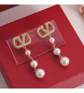 Valentino Gran VLogo Firma Colgante Pendientes En Metal Con Cristales y Multi Perlas de Oro