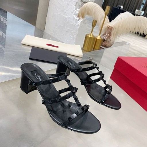 فالنتينو Rockstud سميكة ذات الكعب العالي الشرائح المرأة جلد العجل الأسود