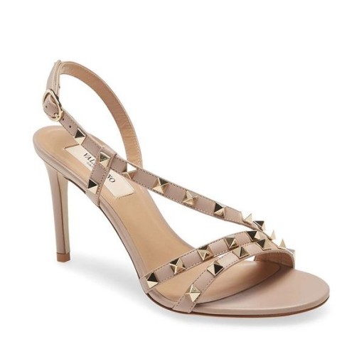 فالنتينو Rockstud الصنادل مع غير المتكافئة الأشرطة جلد العجل المرأة رمادي داكن