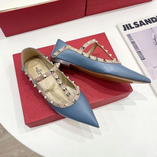 فالنتينو Rockstud راقصة الباليه الشقق مع T-حزام النساء براءات الاختراع والجلود الزرقاء