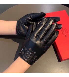 فالنتينو Rockstud ارتفاع قفازات المرأة جلد الغنم الأسود