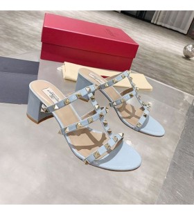 فالنتينو Rockstud سميكة ذات الكعب العالي الشرائح النساء براءات الاختراع والجلود السماء الزرقاء