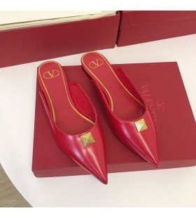 Valentino Een Stud Muildieren Vrouwen Kalfsleer Rood