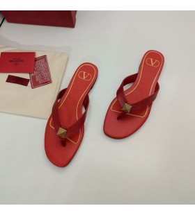 Valentino One Stud Flip-Flop Slides Women Calfskin Red