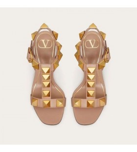 Valentino Roman Stud Sandaalit Naisten Calfskin Vaaleanpunainen