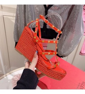 Valentino Rockstud Coins Avec Bride À La Cheville Des Femmes De Cuir De Veau Rouge