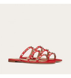 Valentino Rockstud Diapositives Femmes En Cuir De Veau Rouge