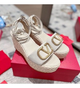 Valentino VLogo Signature Coins Avec Bride À La Cheville Des Femmes De Cuir De Veau Blanc