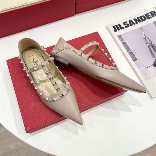 Valentino Rockstud Ballerina Flats Mit T-Strap Frauen Patent Leder Rosa