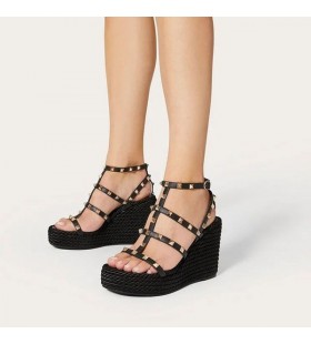 Valentino Rockstud Πλατφόρμες Με Λουράκι Στον Αστράγαλο Γυναικών Μαύρο Δέρμα Μοσχαριού